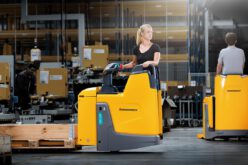 Zalety akumulatorowych wózków widłowych w porównaniu z wózkami spalinowymi