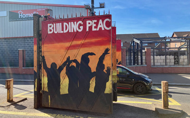 Belfast – uporządkowany chaos