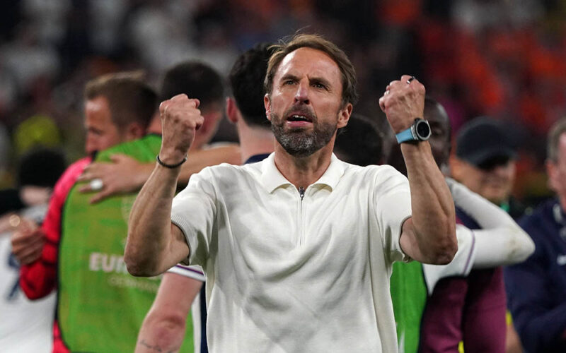 Na mundialu młodość, u nas po staremu