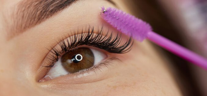 Sztuczne rzęsy: co musisz o nich wiedzieć?