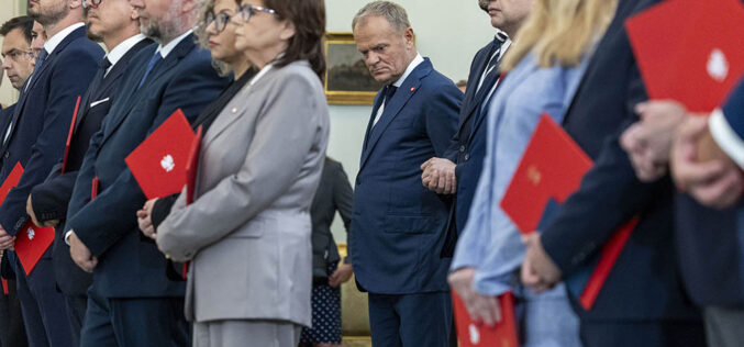 Rekonstrukcja: czy premier odzyskał moc?