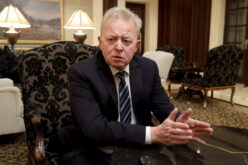 Polityczni kontrolerzy