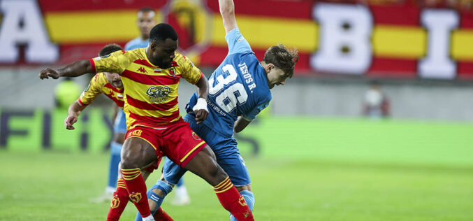 Pół kroku do historii