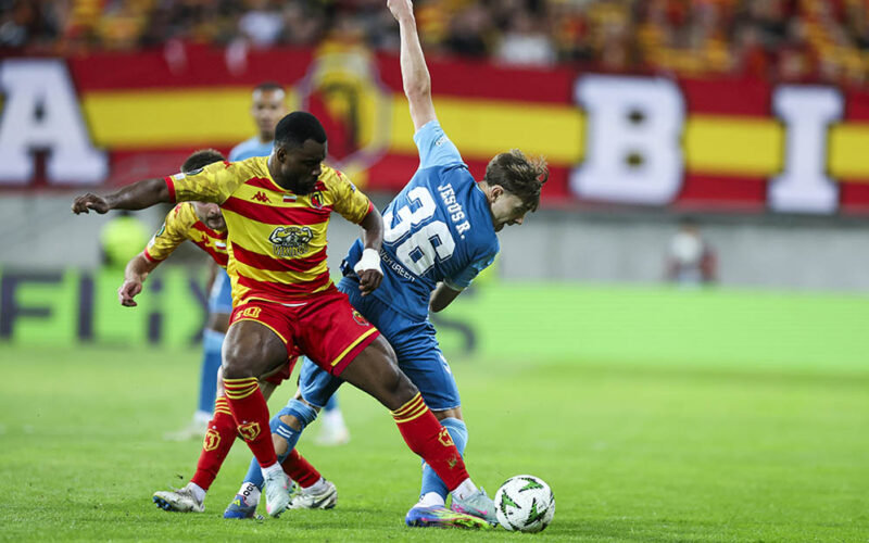 Pół kroku do historii