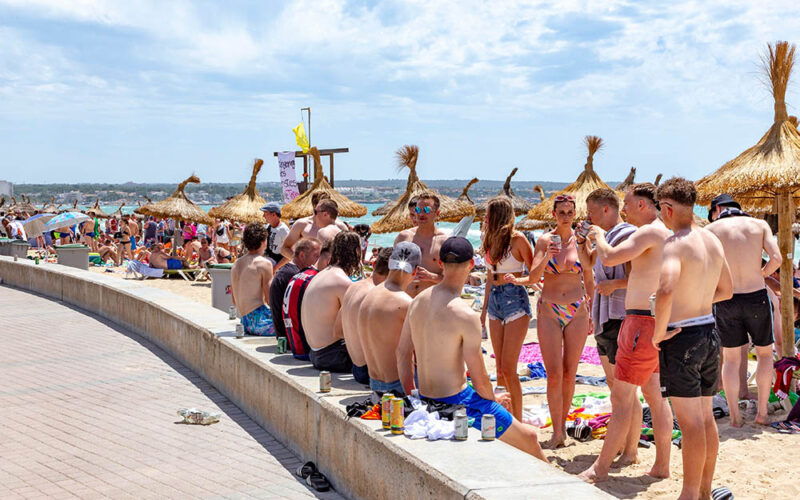 Nie pluj, nie pij, nie hałasuj