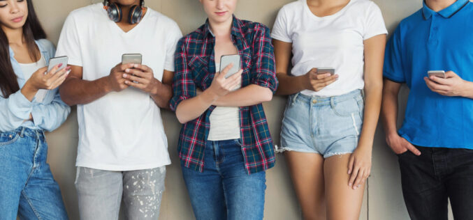 Przerwa od social mediów – sprawdź dlaczego warto ją sobie zrobić