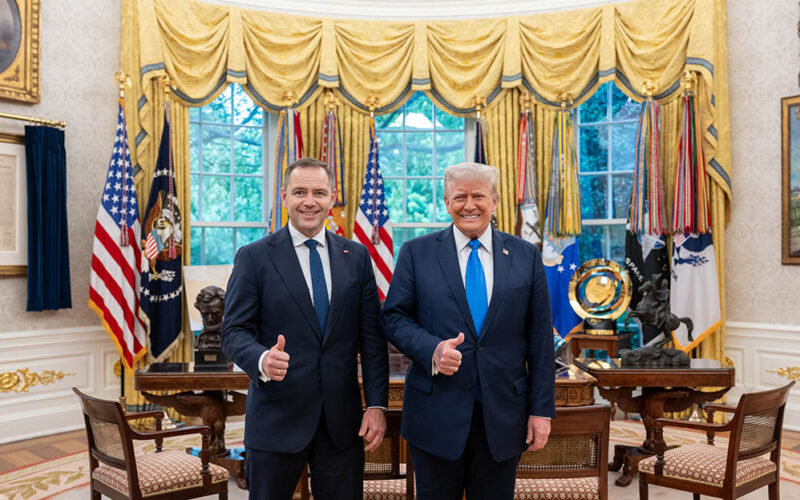 Dlaczego polska prawica tak kocha Trumpa?