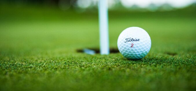 Weekend w rytmie golfa – relaks, natura i sport w jednym