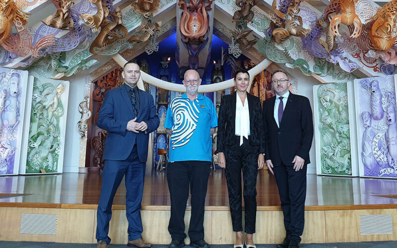 Nawrocki ma gest. Za nasze