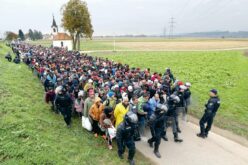 Mała nacja daje przykład