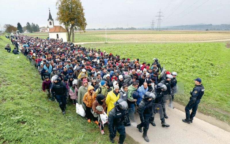 Mała nacja daje przykład