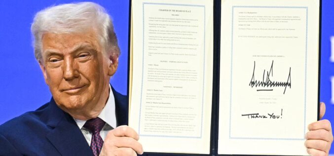 Zamach na&nbsp;światowy porządek