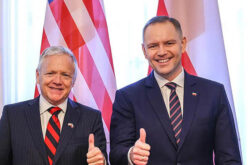 Ambasador USA i&nbsp;Elon Musk chwalą weto Nawrockiego