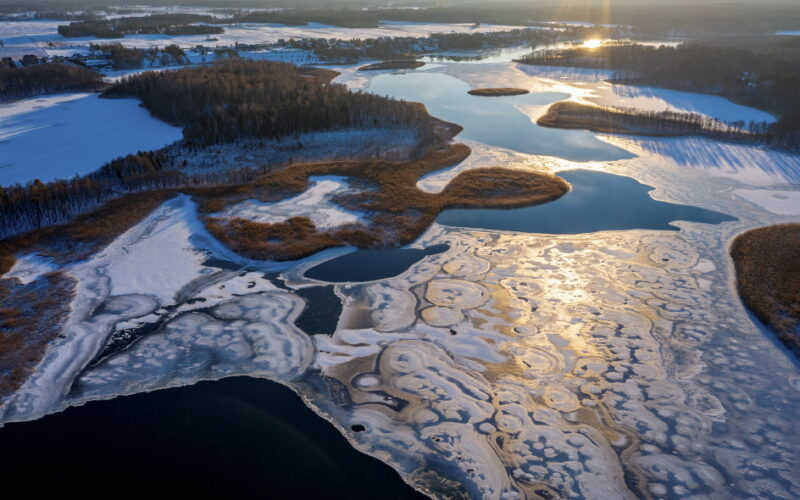 Wigry pod&nbsp;lodem