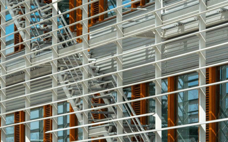 Kiedy rusztowania aluminiowe są&nbsp;najlepszym wyborem na&nbsp;budowie?