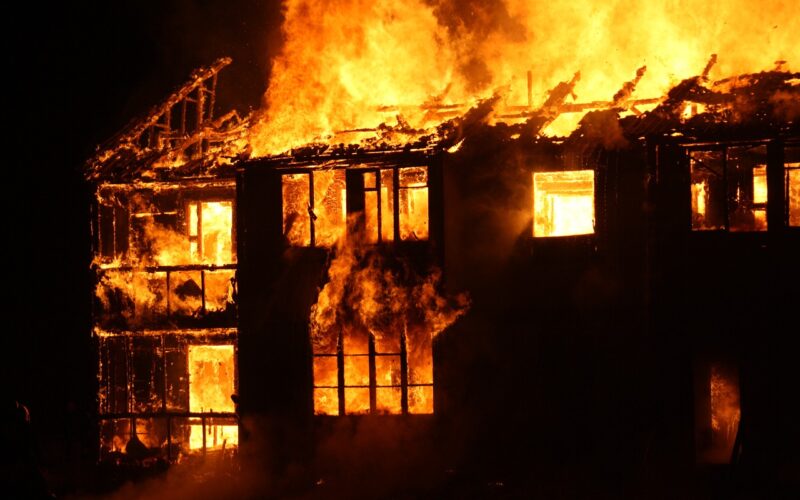 Usługi PPOŻ – Zakres, procedury i&nbsp;systemy ochrony przeciwpożarowej