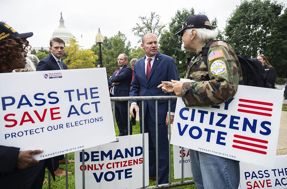 Kogo dosięgnie miecz SAVE?