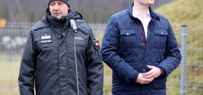 Wpływowy minister, uczynny kolega