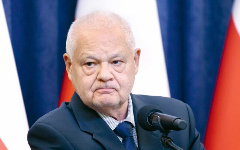 NBP – prywatny folwark Glapińskiego