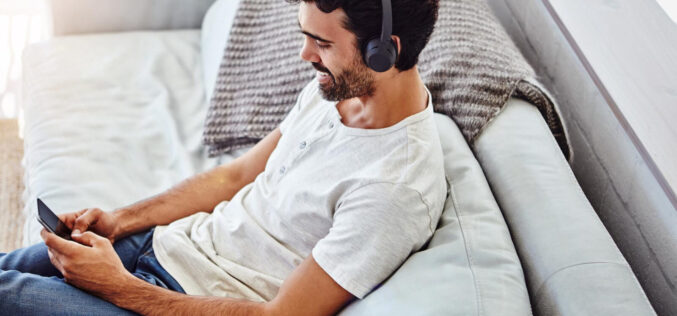 Tych faktów nie&nbsp;znajdziesz w&nbsp;podręcznikach. Znakomite reportaże audio, które rzucają nowe światło na&nbsp;historię Polski