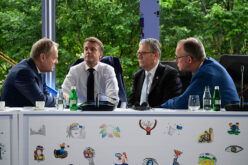 Tusk nie&nbsp;ufa Trumpowi, Kaczyński i&nbsp;Nawrocki wierzą mu&nbsp;całkowicie