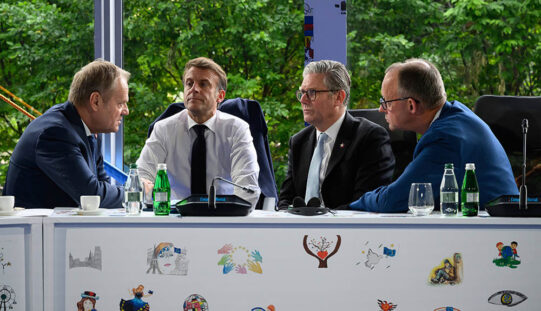 Tusk nie&nbsp;ufa Trumpowi, Kaczyński i&nbsp;Nawrocki wierzą mu&nbsp;całkowicie