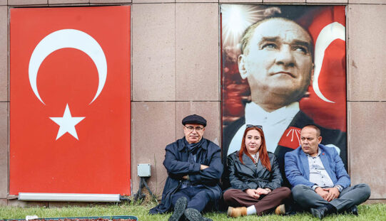 Wymazywanie Atatürka