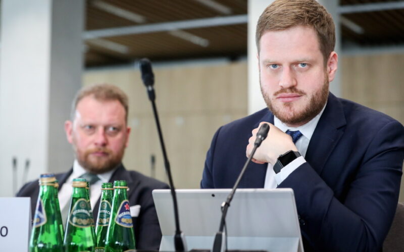 Janusz czyste ręce